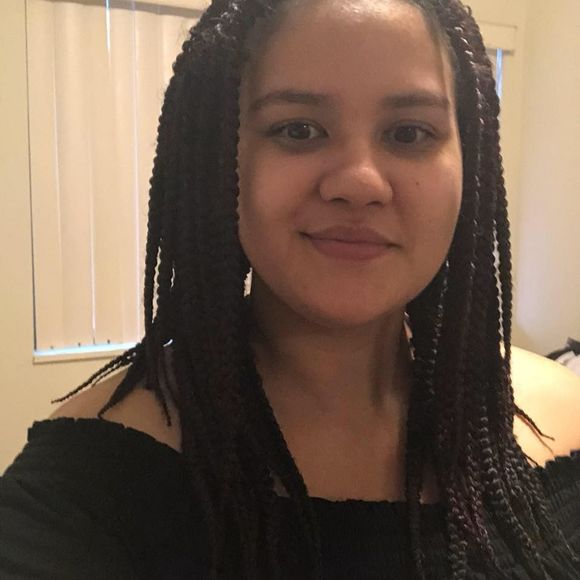 Meet your Posher, Kelsey - Picture 1 of 1